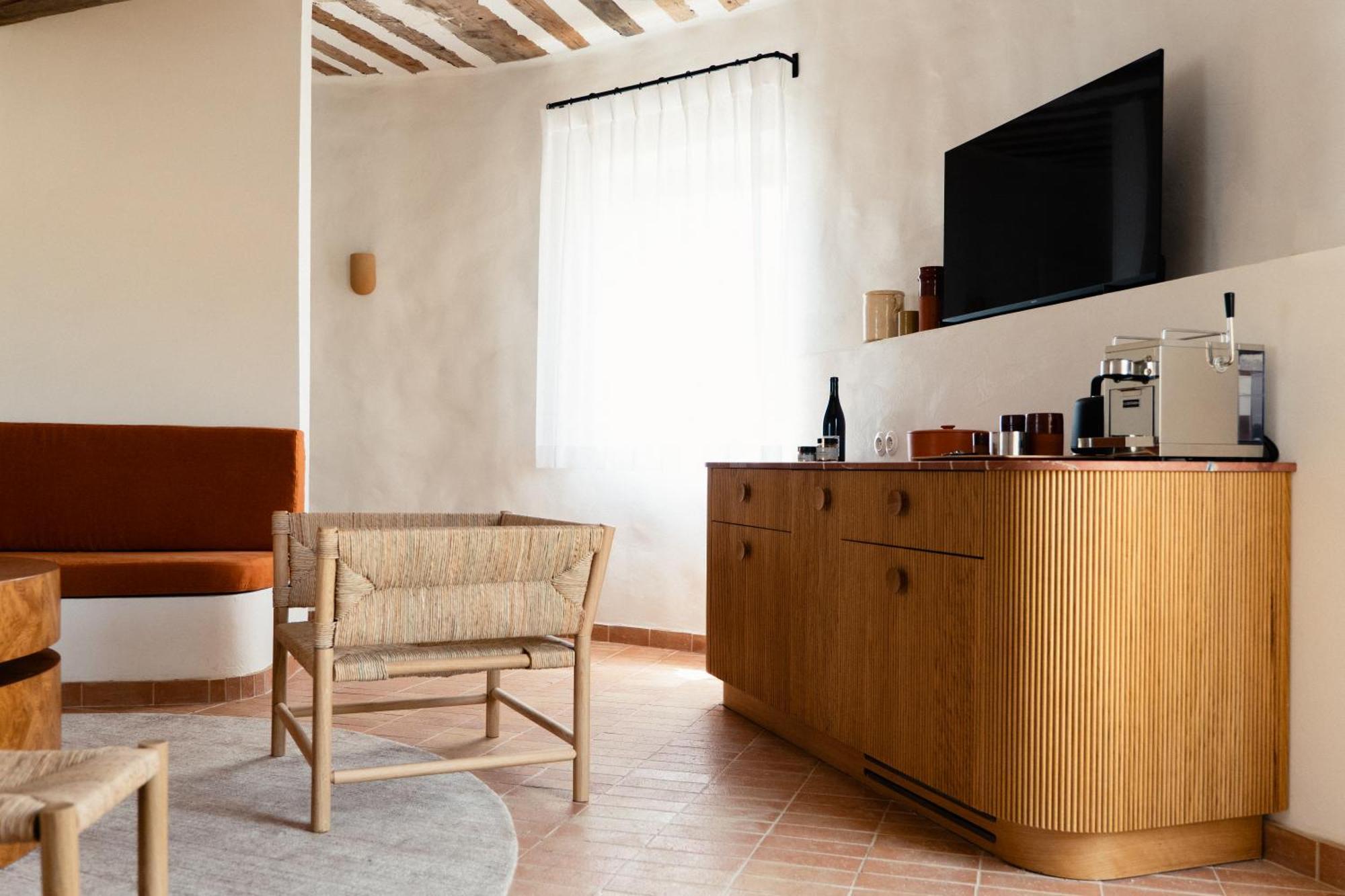 Capelongue, A Beaumier & 5*